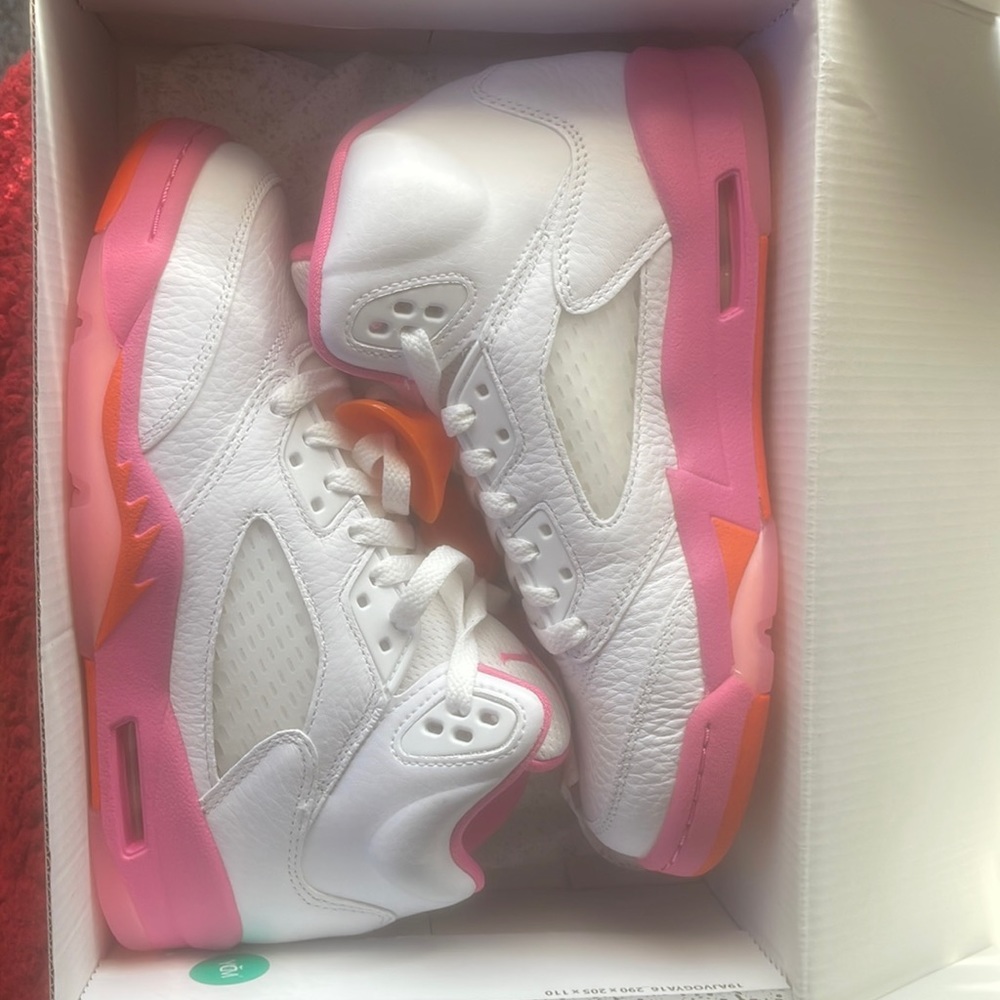 Air Jordan Retro 5 “ Floridian” Size 5y NWT